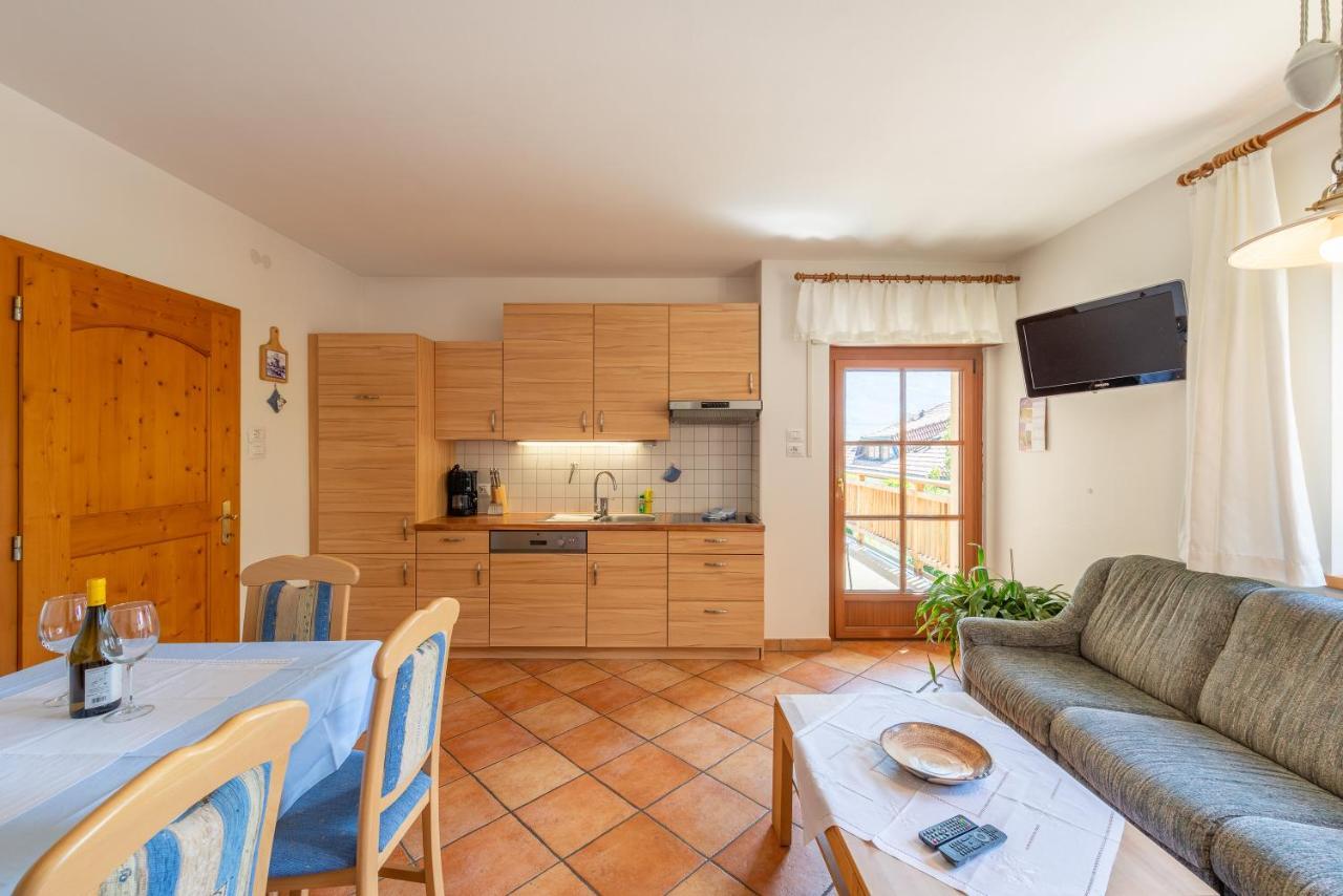Apartament Haus Bellutti Termeno Zewnętrze zdjęcie
